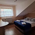 Przystan Wladek Rum i privatbostad *